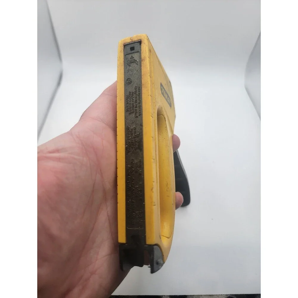 Stanley 6-TR35 LIGHT DUTY PLASTIC STAPLE GUN for HOME OFFICE AND DIY PROJECTS